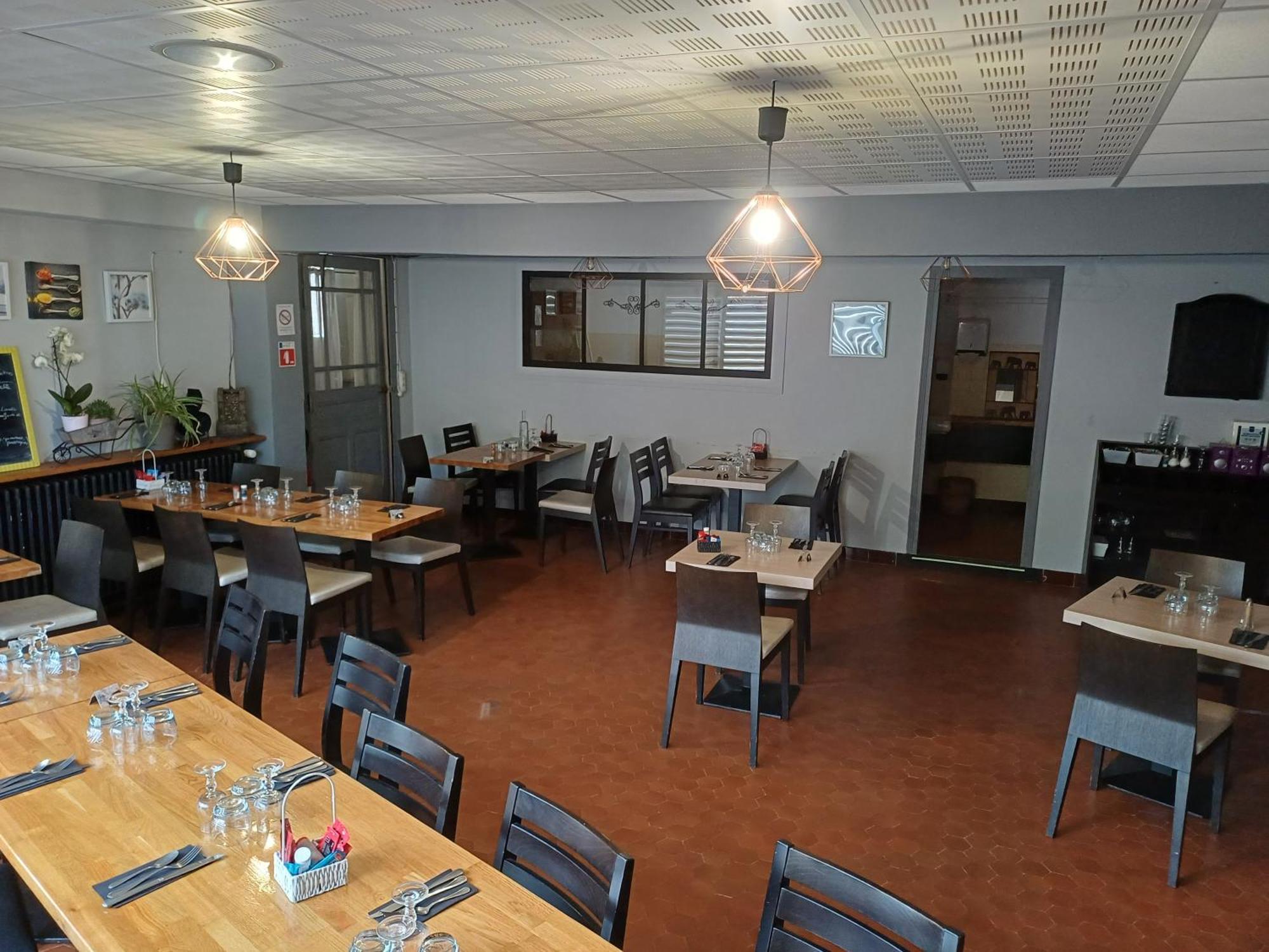 Villevocance Auberge Des Platanes מראה חיצוני תמונה